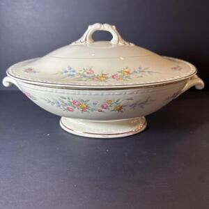 Vintage Homer Laughlin Eggshell Georgian Tureen / Covered Dish M 49 N 5